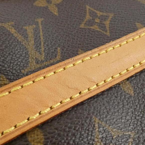 LOUIS VUITTON Brown Monogram Shoulder Bag - Picture 4 of 9